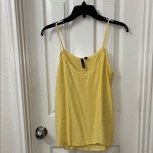Fitted Yellow Sleeveless Camisole